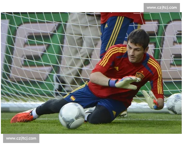 卡西神扑 + 网友调侃：阿圭罗单刀不进，射术堪忧？