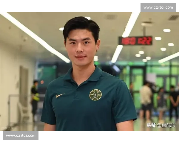 恩怨重逢！梭鱼湾球迷赛前另类 “问候” 前恒大门将霍深坪